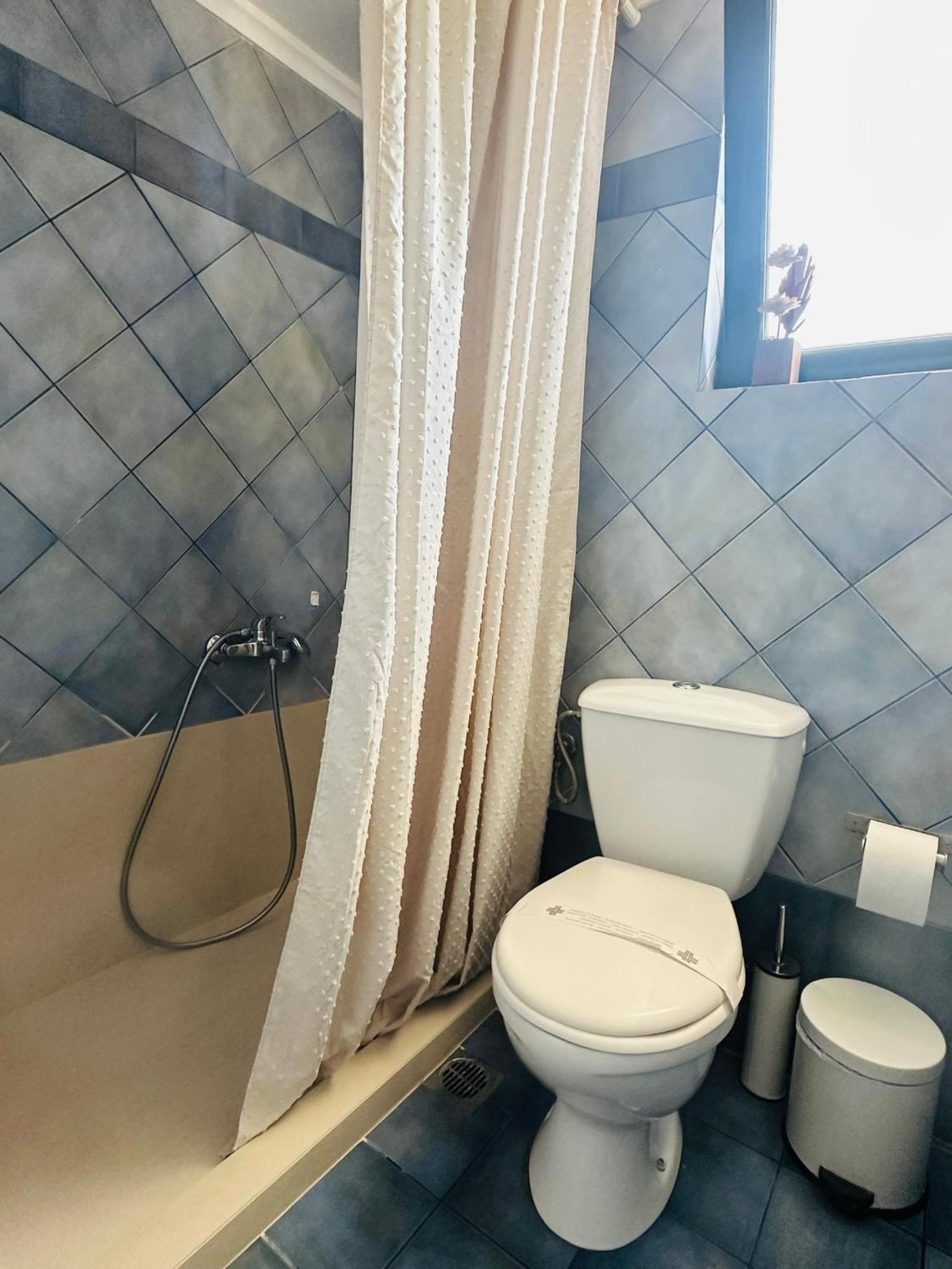Cozy Apartments Mc Queen Афіни Екстер'єр фото