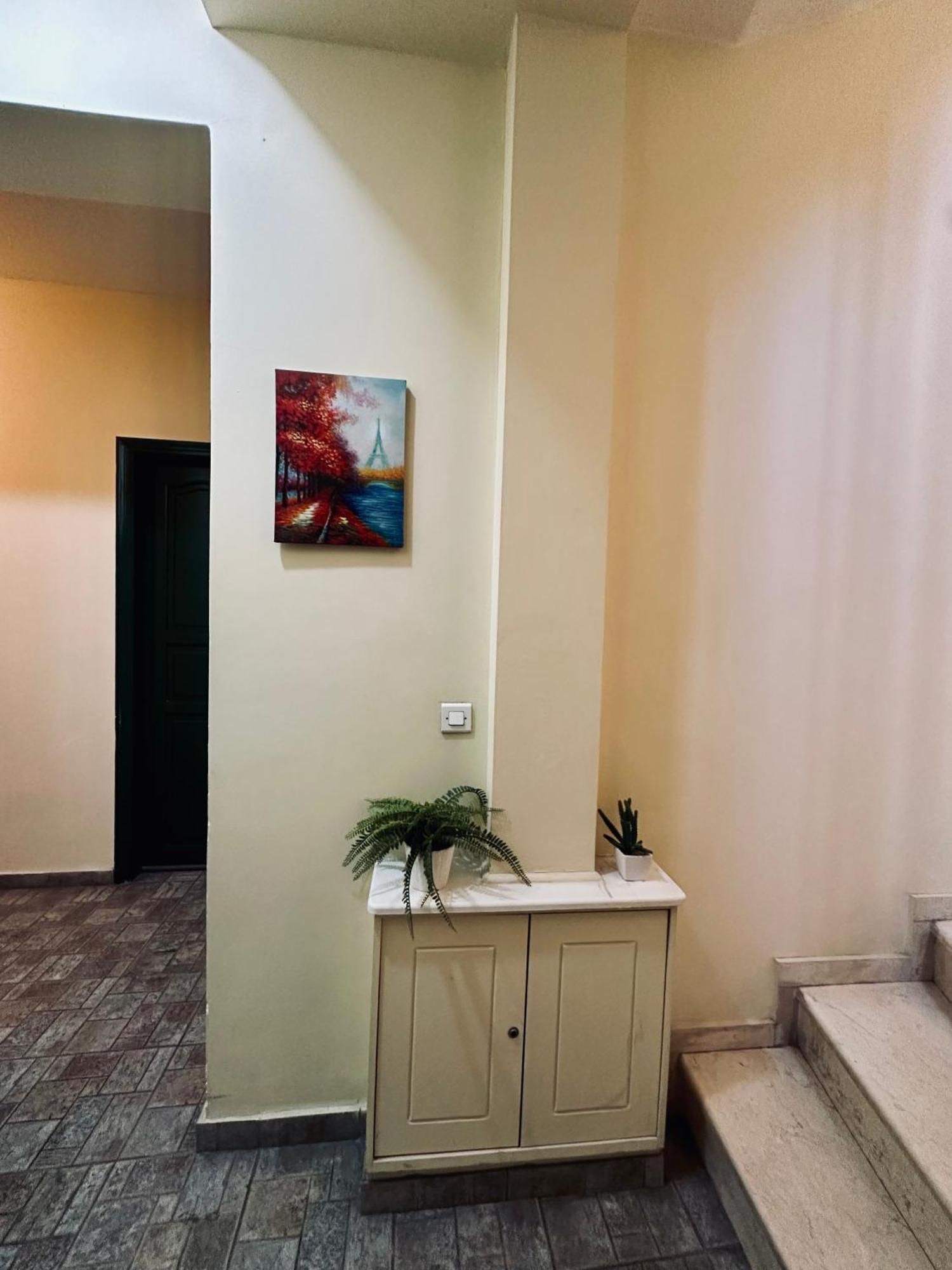 Cozy Apartments Mc Queen Афіни Екстер'єр фото