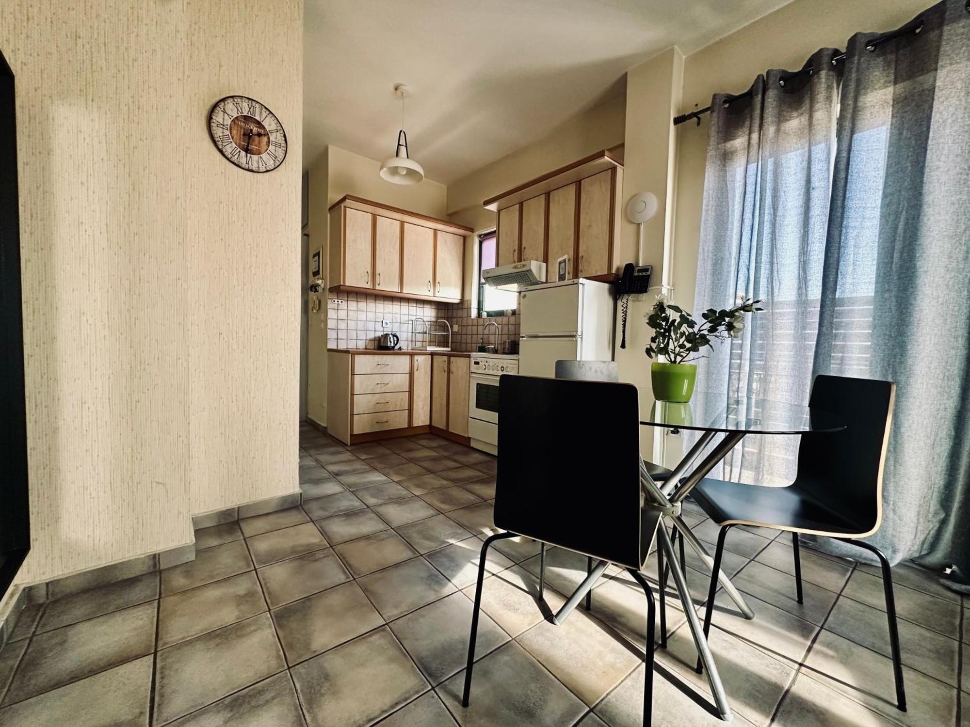 Cozy Apartments Mc Queen Афіни Екстер'єр фото